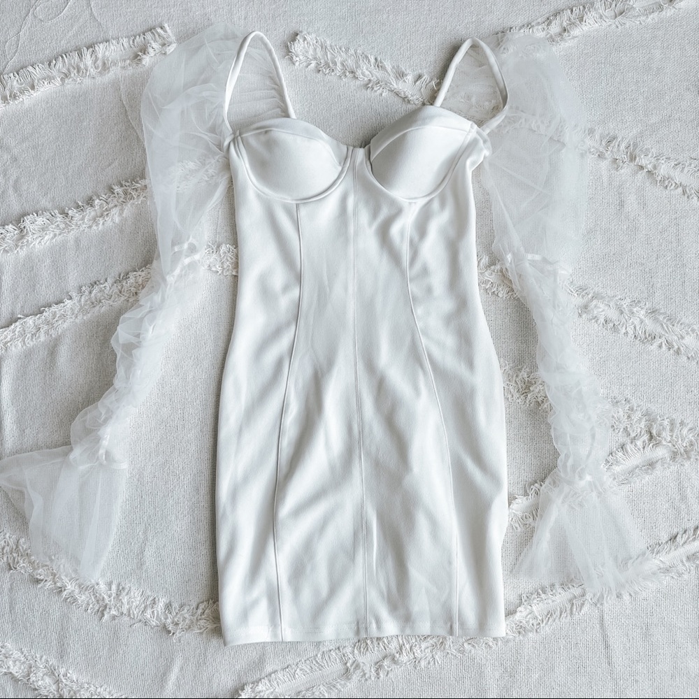 White bodycon bustier puff sleeve mini dress